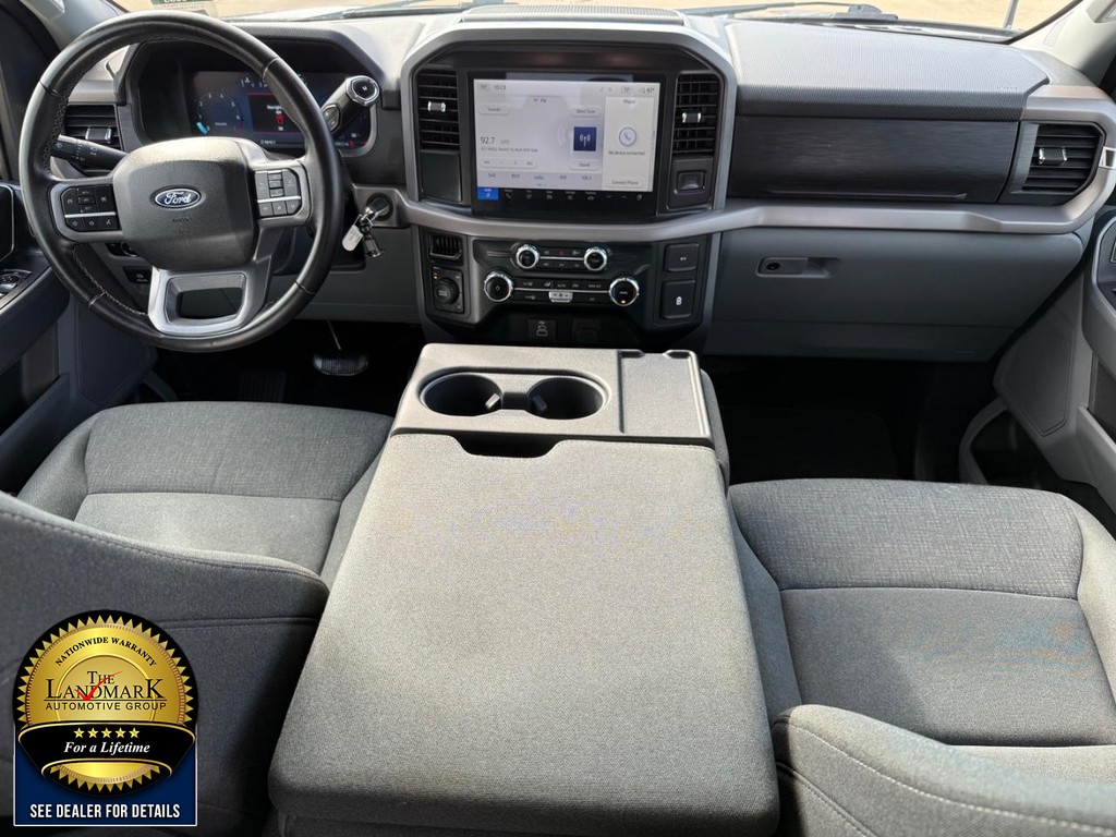 Ford F-150 Vehicle Full-screen Gallery Image 15