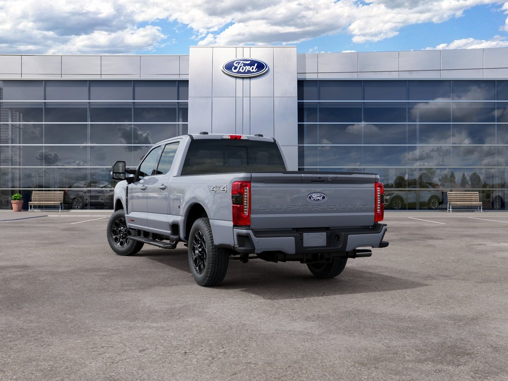Ford F-250SD Vehicle Full-screen Gallery Image 8