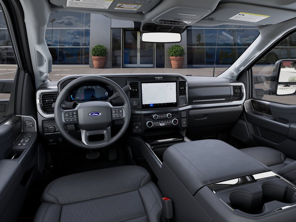 Ford F-250SD Vehicle Full-screen Gallery Image 9