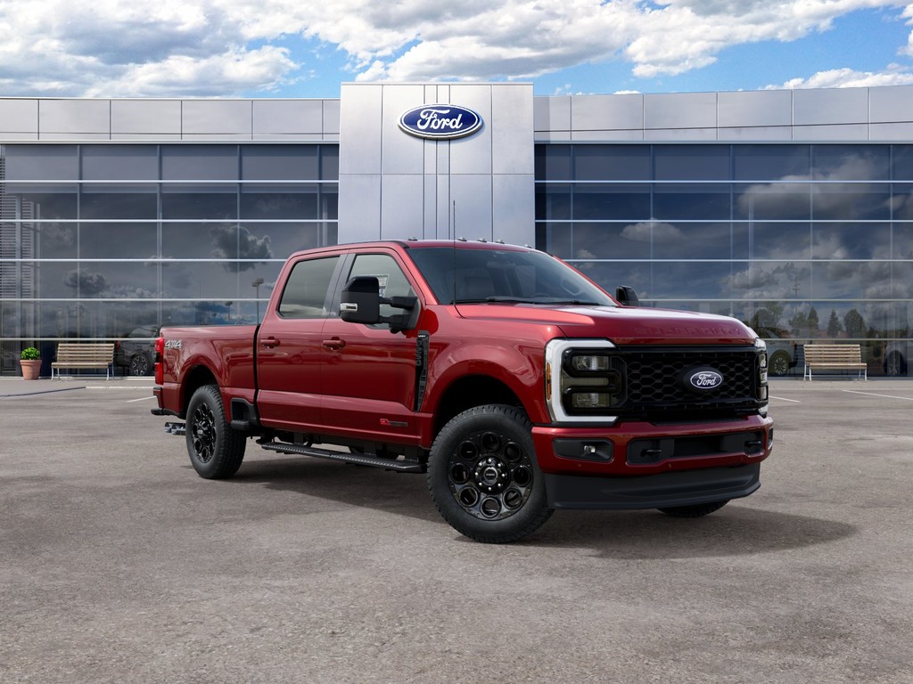 Ford F-250SD Vehicle Full-screen Gallery Image 4