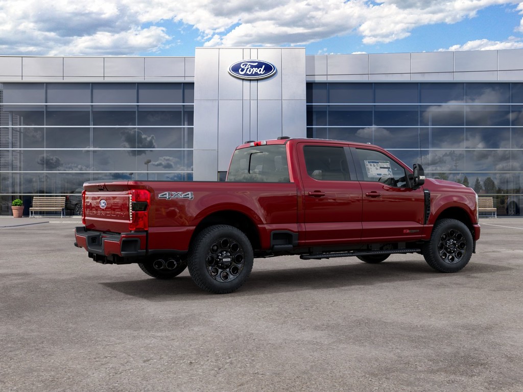 Ford F-250SD Vehicle Full-screen Gallery Image 6