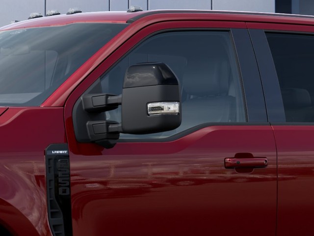 Ford F-250SD Vehicle Full-screen Gallery Image 20