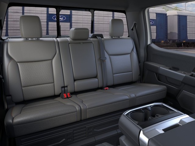 Ford F-150 Vehicle Full-screen Gallery Image 11