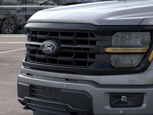 Ford F-150 Vehicle Full-screen Gallery Image 17