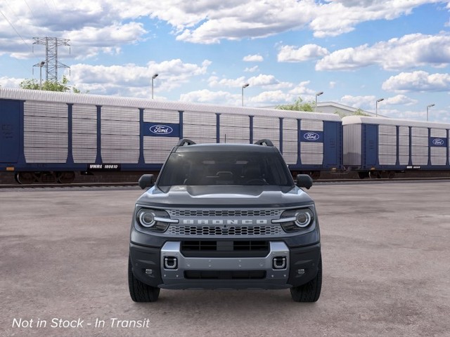Ford Bronco Sport Vehicle Full-screen Gallery Image 6