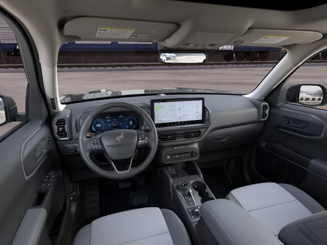 Ford Bronco Sport Vehicle Full-screen Gallery Image 9