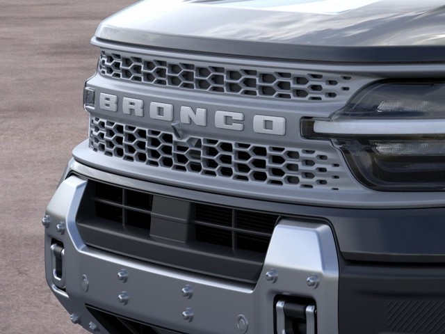 Ford Bronco Sport Vehicle Full-screen Gallery Image 17