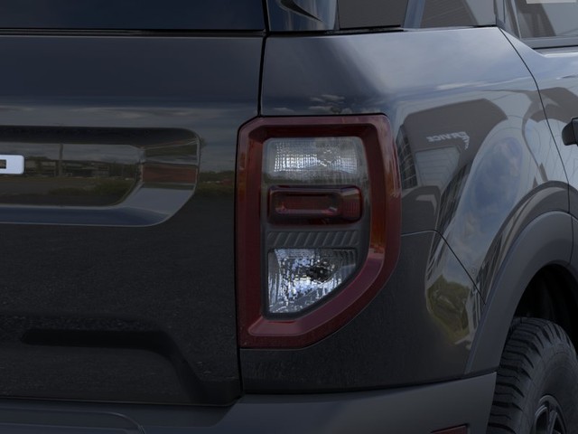 Ford Bronco Sport Vehicle Full-screen Gallery Image 21