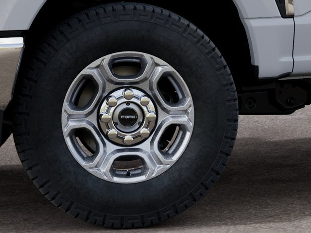 Ford F-350SD Vehicle Full-screen Gallery Image 19
