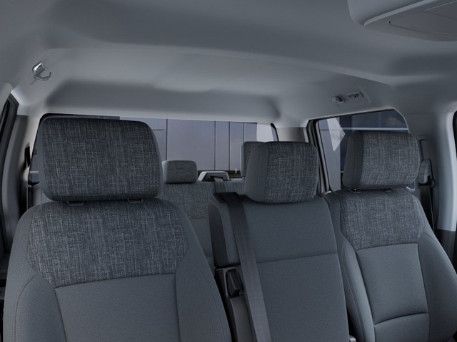 Ford F-350SD Vehicle Full-screen Gallery Image 22