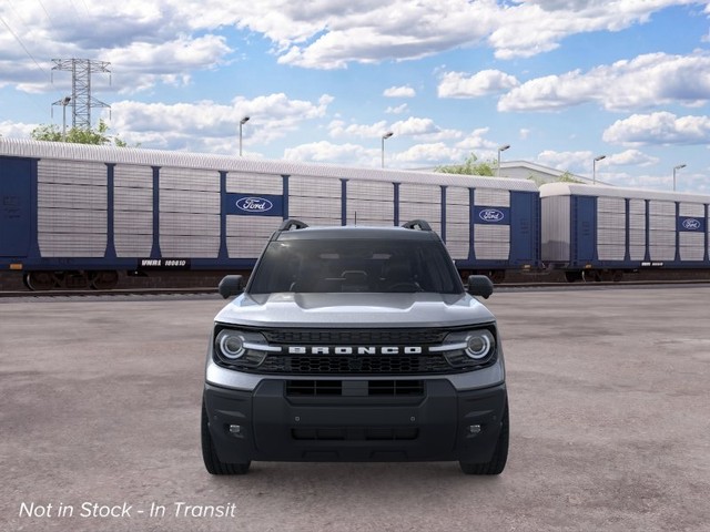 Ford Bronco Sport Vehicle Full-screen Gallery Image 6
