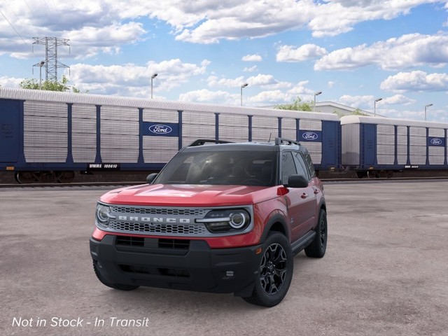 Ford Bronco Sport Vehicle Full-screen Gallery Image 2