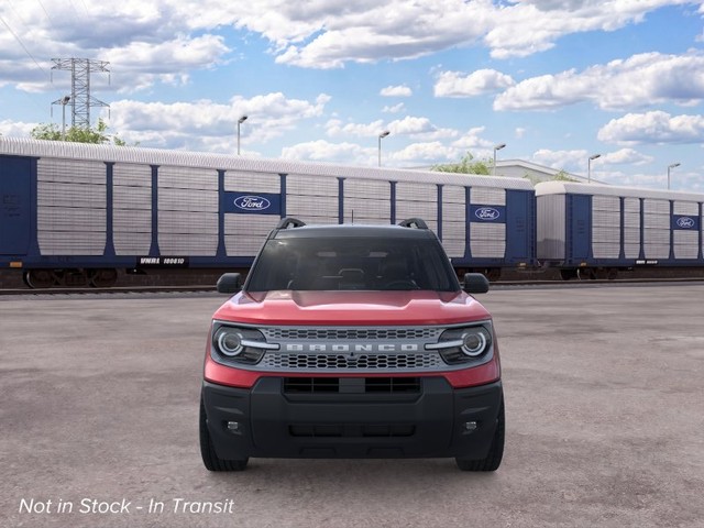 Ford Bronco Sport Vehicle Full-screen Gallery Image 6