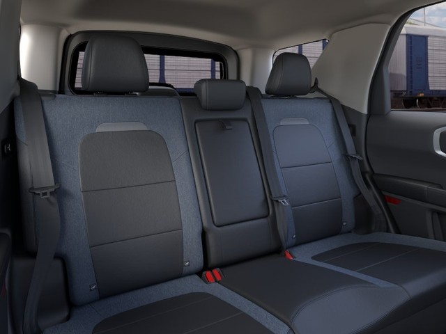 Ford Bronco Sport Vehicle Full-screen Gallery Image 11