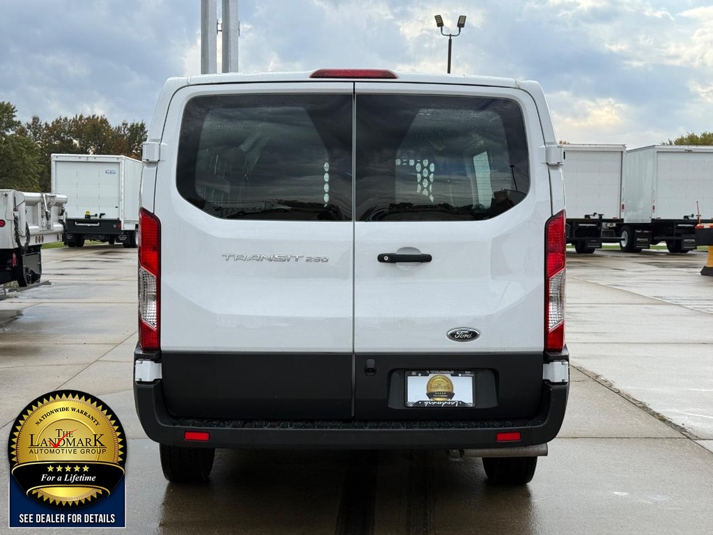 Ford Transit Cargo Van Vehicle Full-screen Gallery Image 6