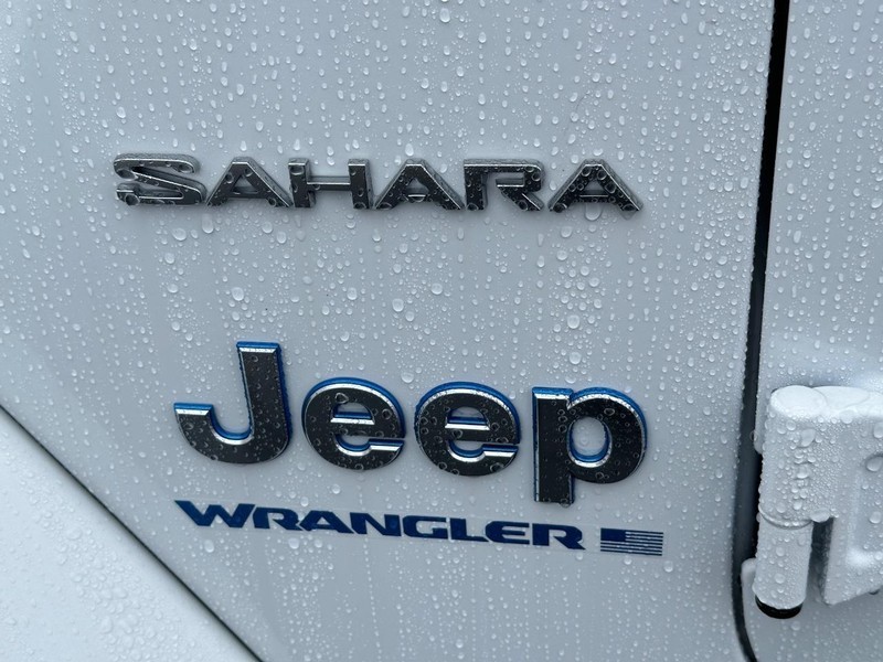 2024 Jeep Wrangler 4xe Sahara 5
