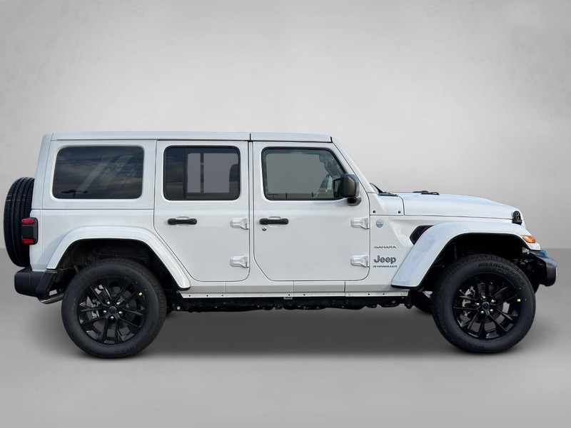 2024 Jeep Wrangler 4xe Sahara 2