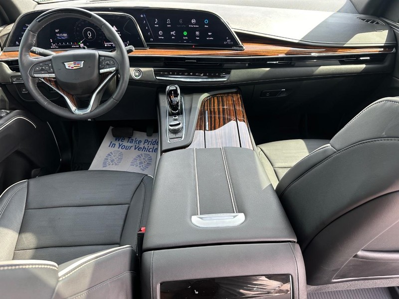 2023 Cadillac Escalade Premium Luxury 14