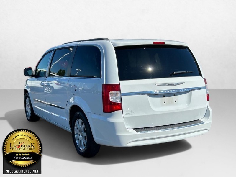 2014 Chrysler Town & Country Touring 6