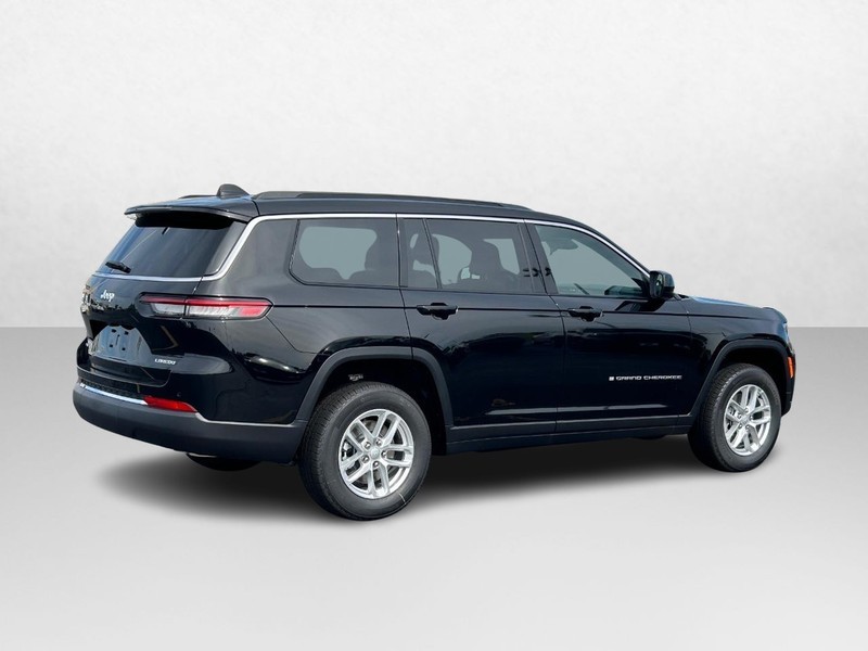 2024 Jeep Grand Cherokee L Laredo X 3