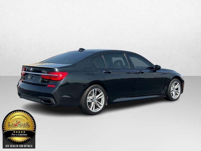 2018 BMW 7 Series xDrive Sedan 3