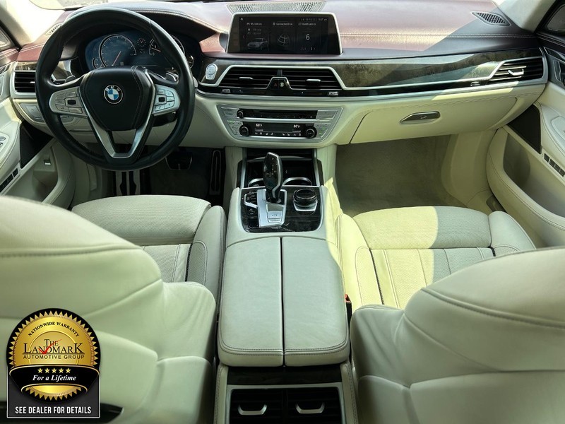 2018 BMW 7 Series xDrive Sedan 21