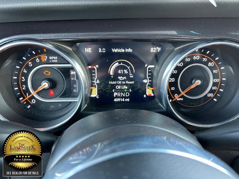 2021 Jeep Wrangler Sahara Altitude 12