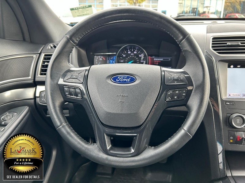 2019 Ford Explorer XLT 19