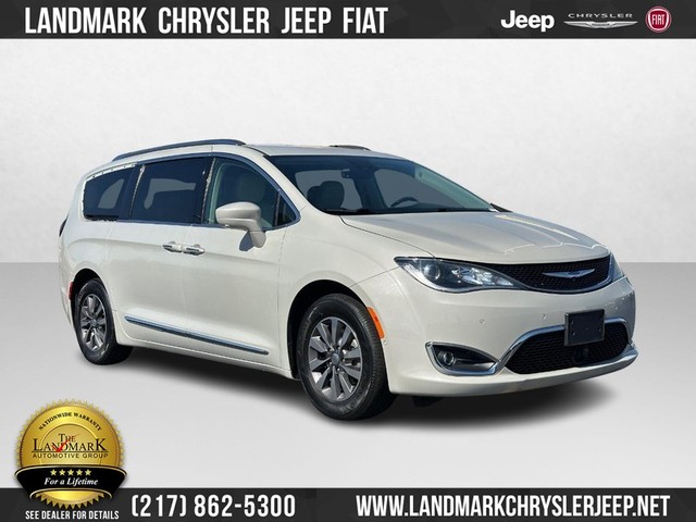 more details - chrysler pacifica