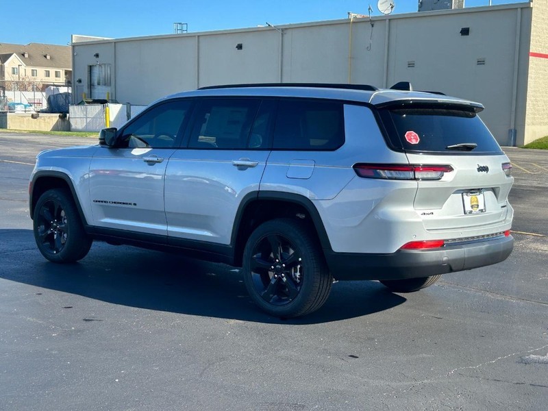 2025 Jeep Grand Cherokee L Limited 6