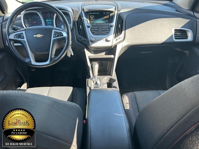 2017 Chevrolet Equinox LT 16