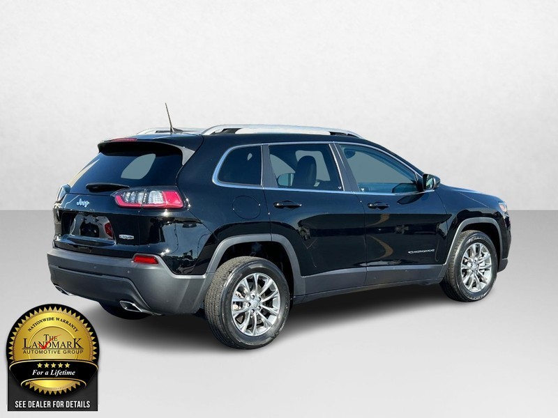 2021 Jeep Cherokee 2WD Latitude Lux 3