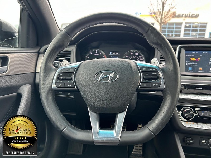 2018 Hyundai Sonata Sport 17