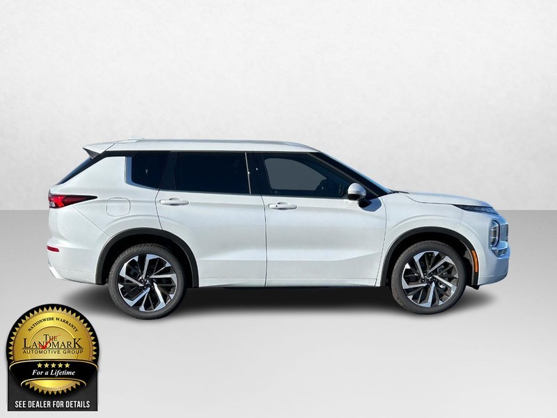 2024 Mitsubishi Outlander SEL 2