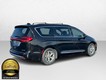 2023 Chrysler Pacifica Limited thumbnail image 03