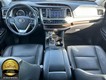 2017 Toyota Highlander XLE thumbnail image 19