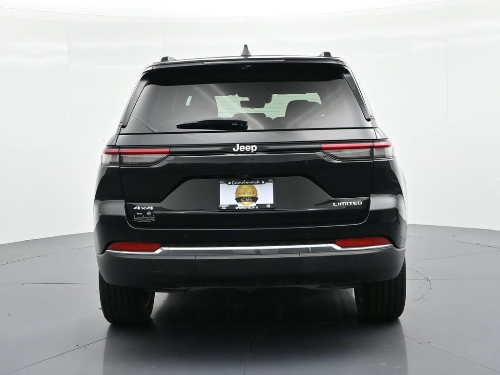 Jeep Grand Cherokee Vehicle Full-screen Gallery Image 7