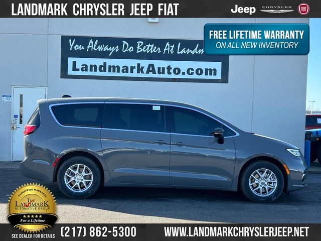 2025 Chrysler Pacifica Select at Landmark Chrysler Jeep Fiat in Springfield IL