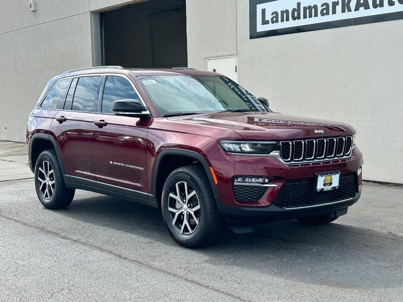 Jeep Grand Cherokee Vehicle Full-screen Gallery Image 2