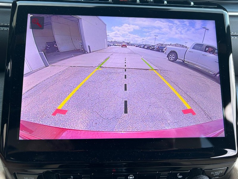 Jeep Grand Cherokee Vehicle Full-screen Gallery Image 9