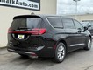 2025 Chrysler Pacifica Select thumbnail image 03