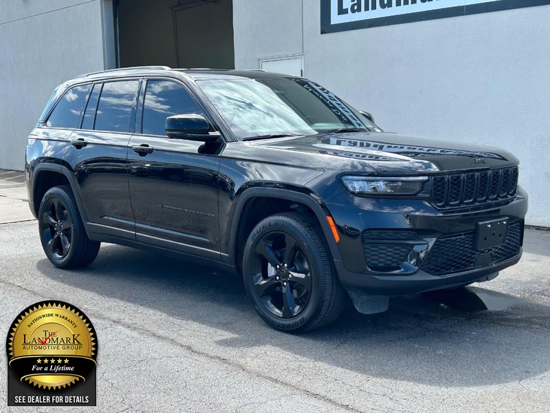 Jeep Grand Cherokee Vehicle Full-screen Gallery Image 2