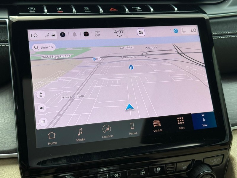 Jeep Grand Cherokee Vehicle Full-screen Gallery Image 13