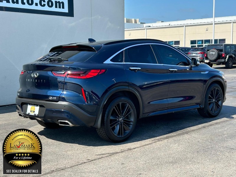 INFINITI QX55 Vehicle Full-screen Gallery Image 3