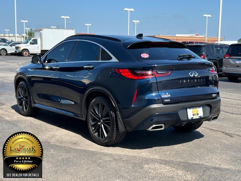 INFINITI QX55 Vehicle Full-screen Gallery Image 6