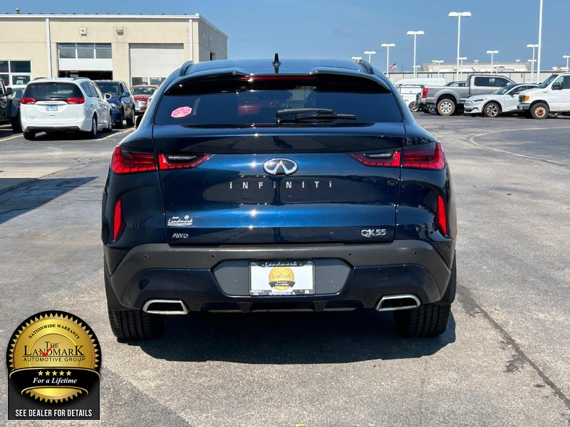 INFINITI QX55 Vehicle Full-screen Gallery Image 7