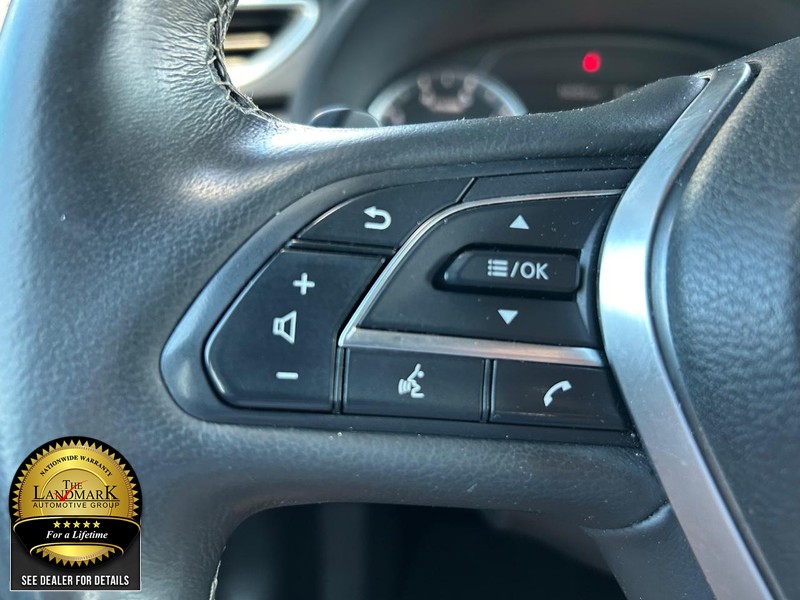 INFINITI QX55 Vehicle Full-screen Gallery Image 10