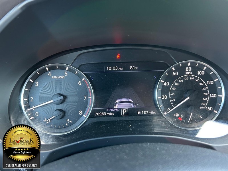 INFINITI QX55 Vehicle Full-screen Gallery Image 12