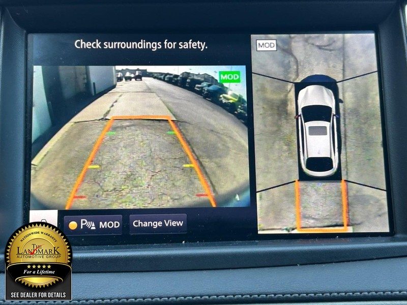 INFINITI QX55 Vehicle Full-screen Gallery Image 13