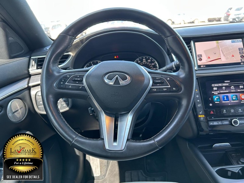 INFINITI QX55 Vehicle Full-screen Gallery Image 18